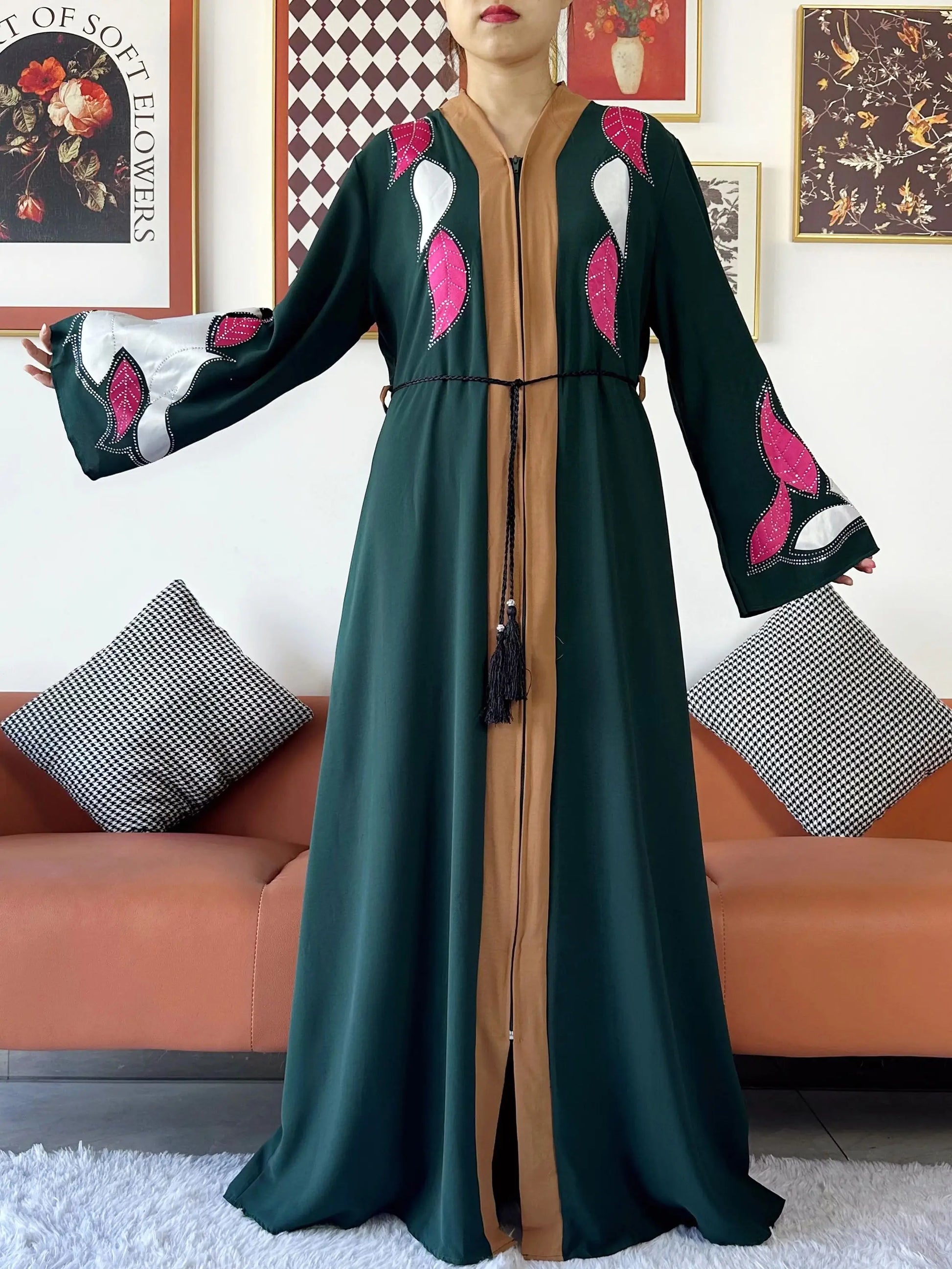 Robe de soirée en mousseline de soie pour femmes : élégance islamique