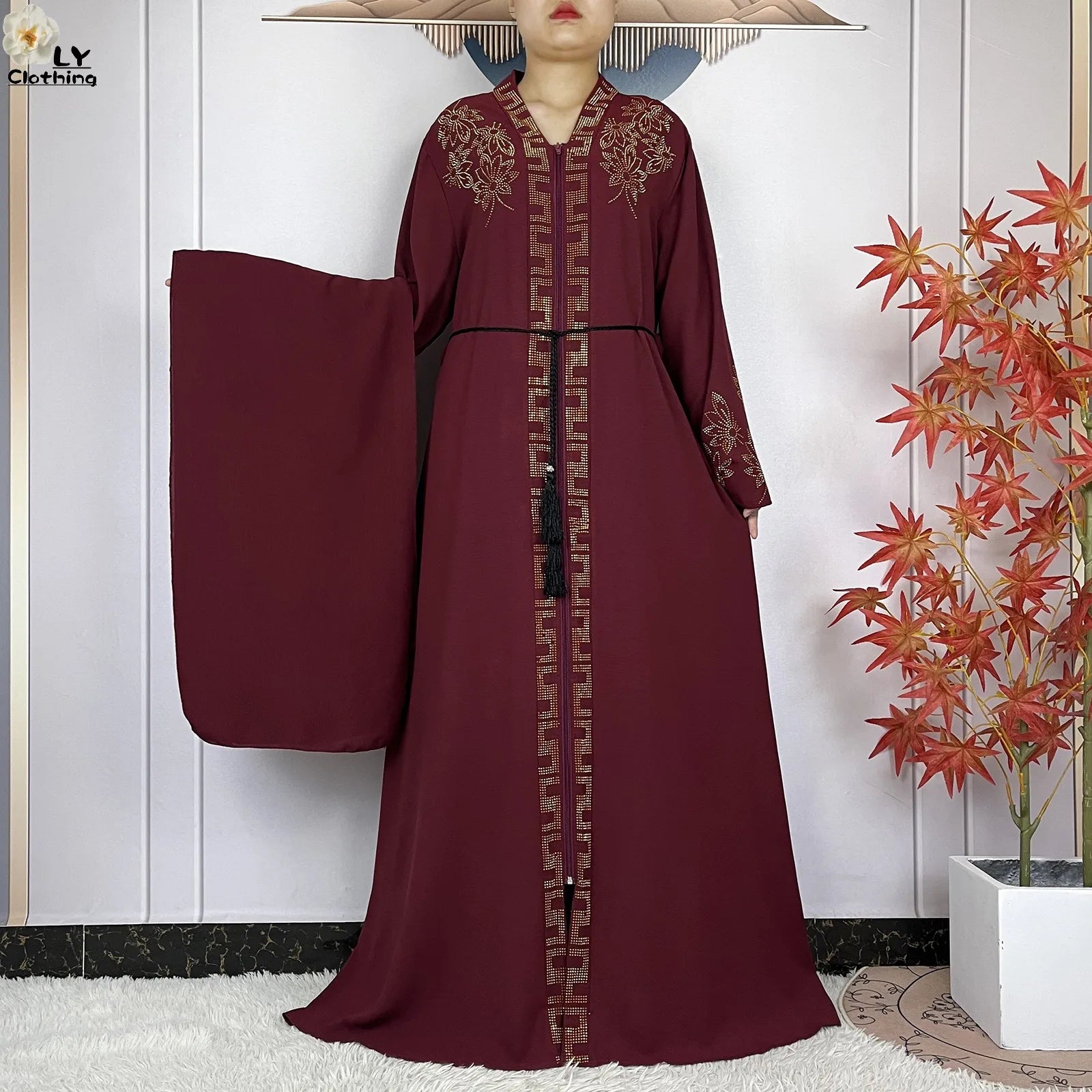 Abaya en mousseline de soie avec turban - tenue de soirée élégante