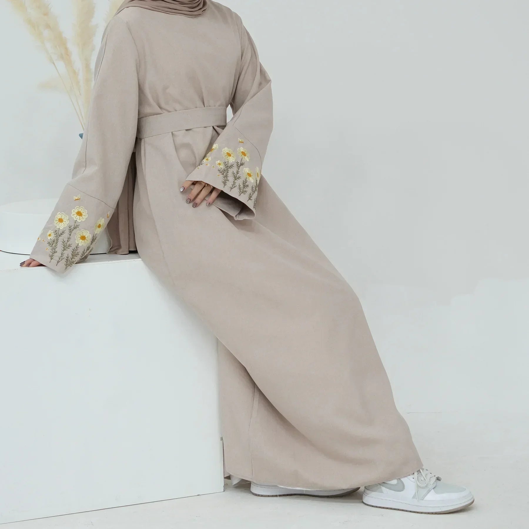 Abaya en lin de coton brodé - hijab turc Dubaï, caftan Ramadan - robe décontractée