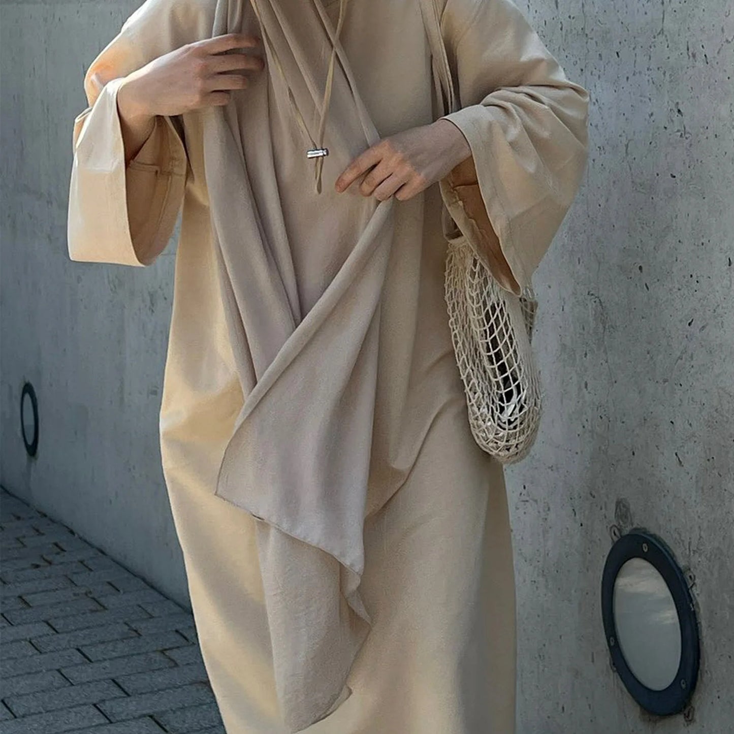 Robe abaya luxueuse en lin fermée pour femmes - Nouveauté 2024