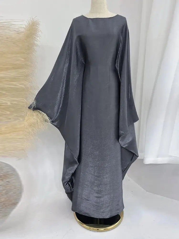 Abaya satinée luxe : robe papillon chauve-souris pour femmes