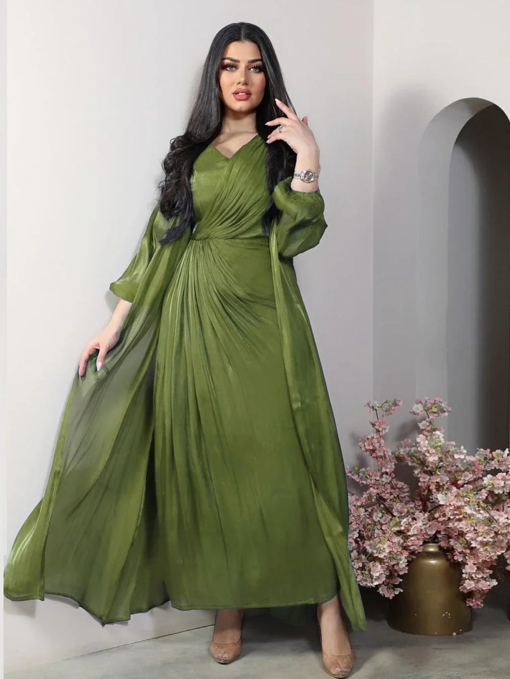 Robe de soirée satinée pour femmes - Caftan Eid, Dubaï, éducative