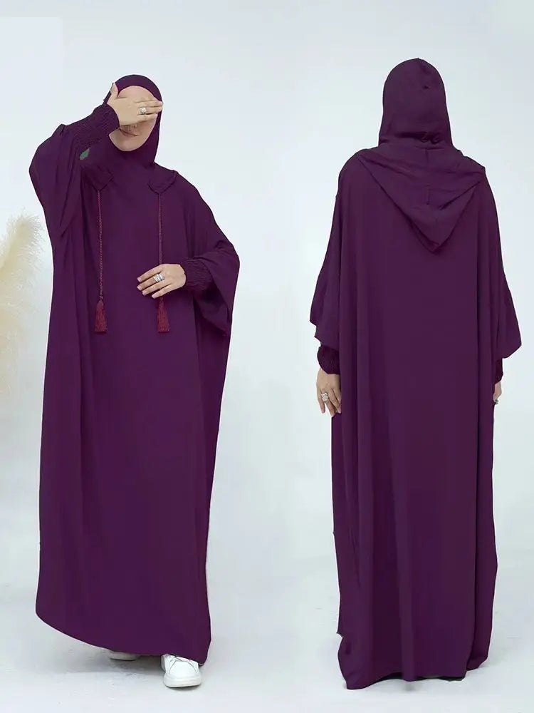 Vêtements islamiques pour femmes: Robes ethniques et accessoires de prière