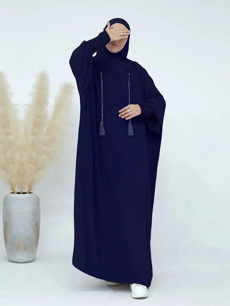 Vêtements islamiques pour femmes: Robes ethniques et accessoires de prière