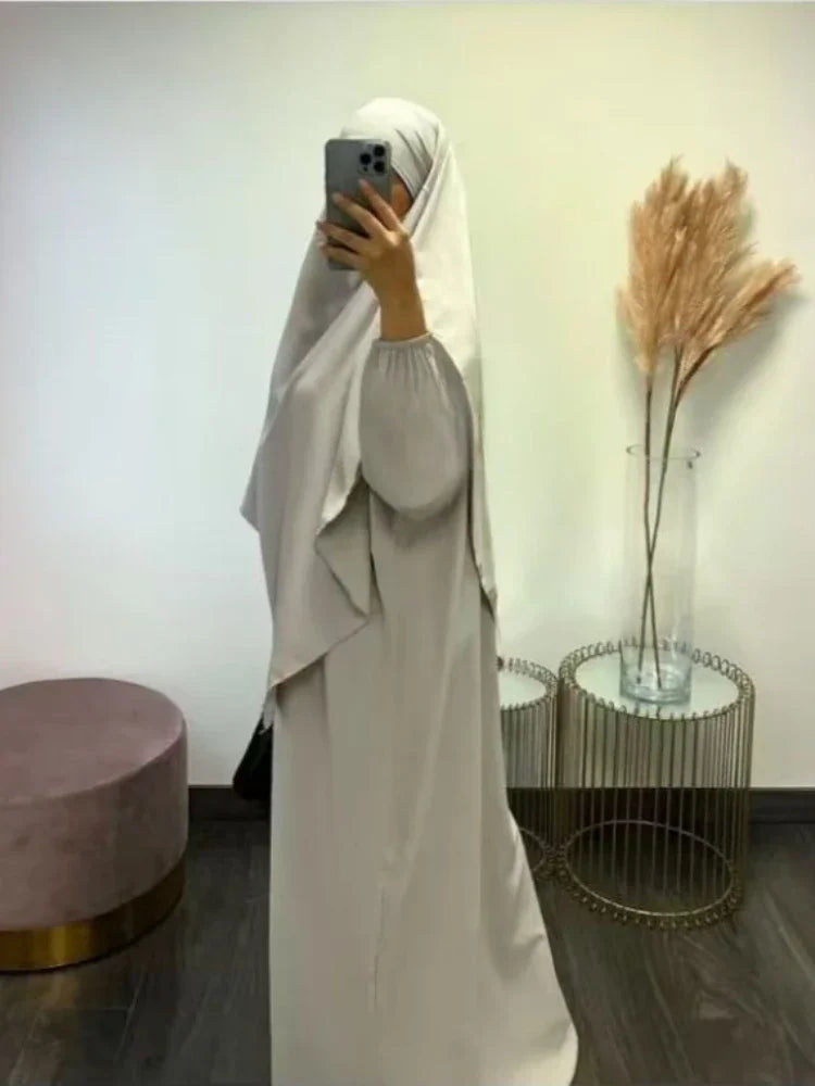 Ensemble abaya longue + hijab musulmane 2023