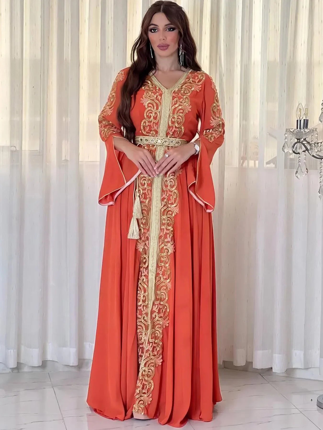 Robe de Soirée Musulmane Brodée - Abaya Marocaine, Caftan Islamique