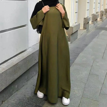 Robe longue en satin pour femmes: style islamique unique