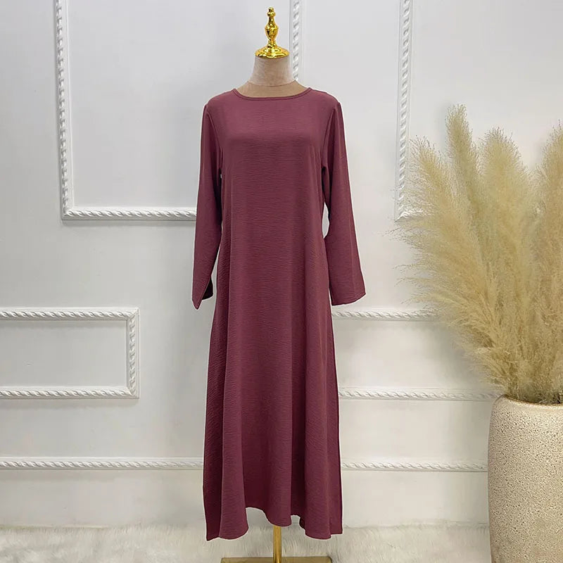 Robe Maxi Modeste pour Femmes Musulmanes - Tenue Islamique Basique pour l'Aïd