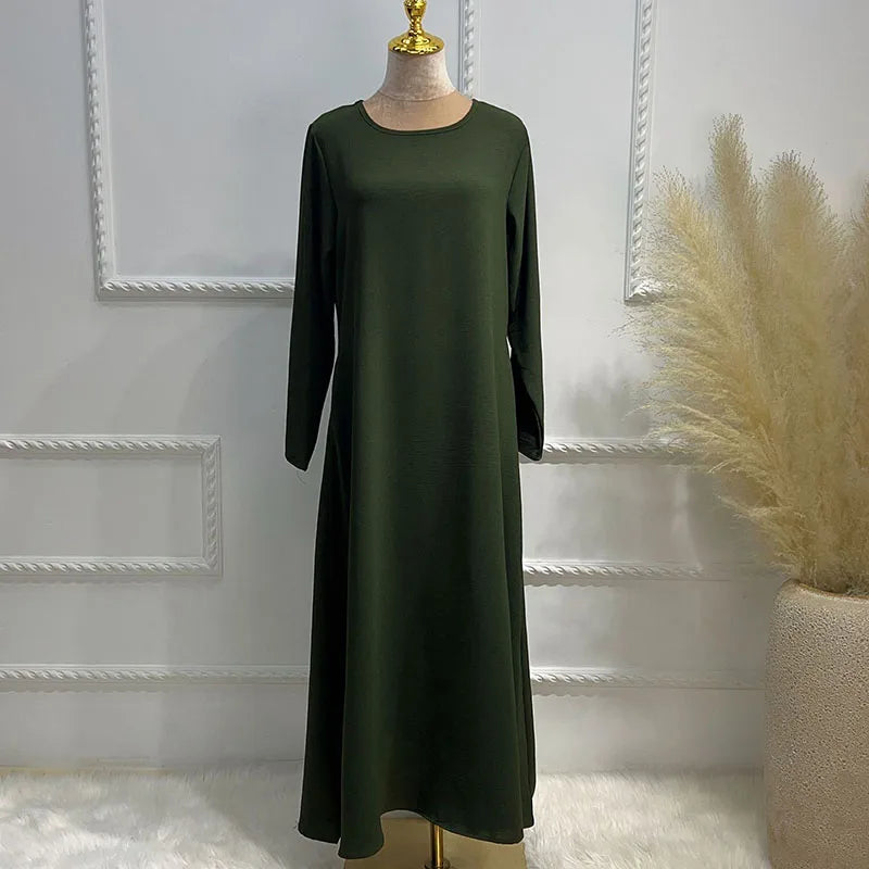 Robe Maxi Modeste pour Femmes Musulmanes - Tenue Islamique Basique pour l'Aïd